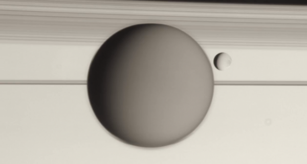 Graphic Saturn